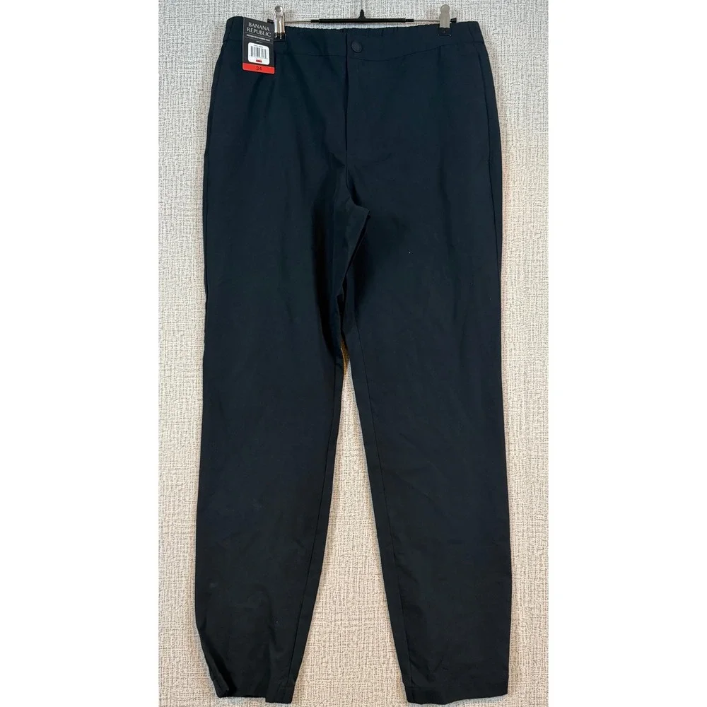 NWT Banana Republic Men Motion Tech Hybrid Pant True Black 34 Athleisure Utility